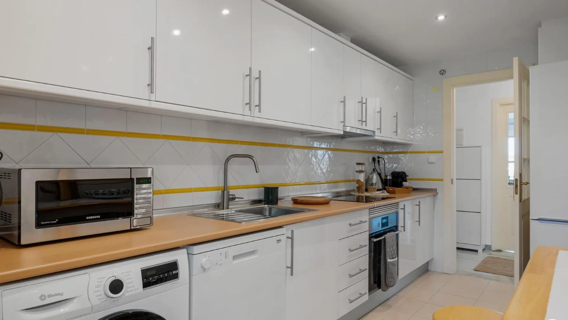 Vivi Homes - Rome Pool, Garden, Golf & Beach Marbella